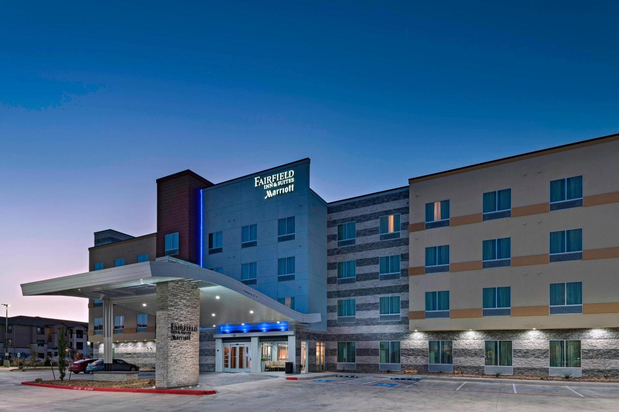 Fairfield Inn & Suites By Marriott Austin Buda Zewnętrze zdjęcie